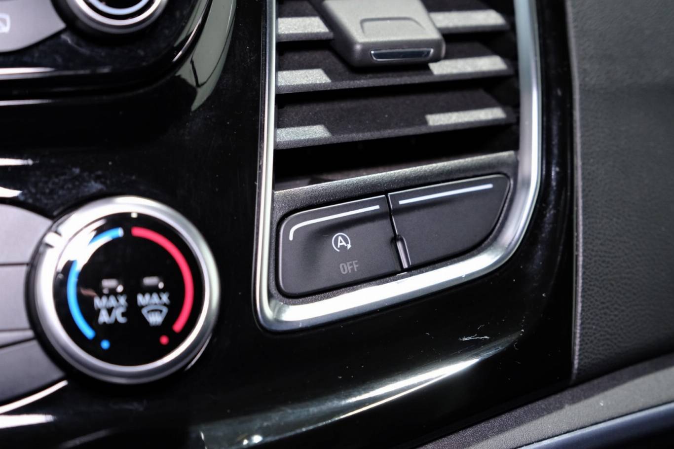 FORD Tourneo Custom 26