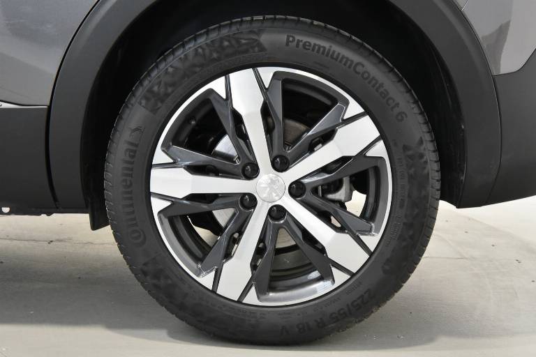 PEUGEOT 5008 16