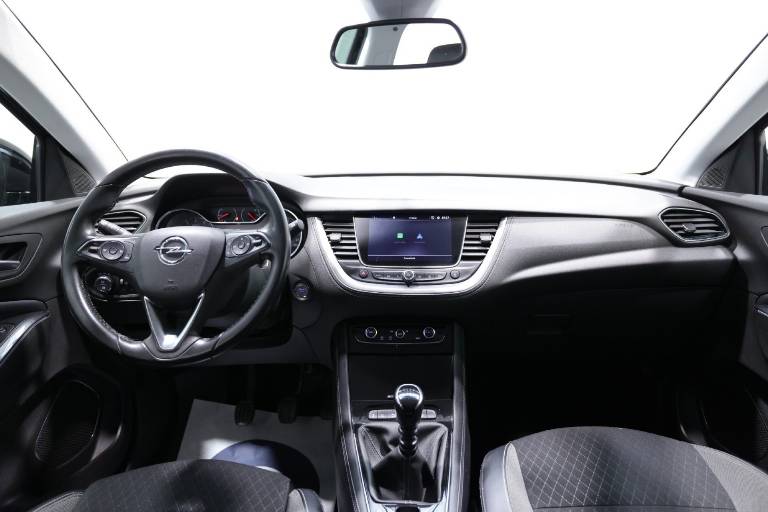 OPEL Grandland X 10