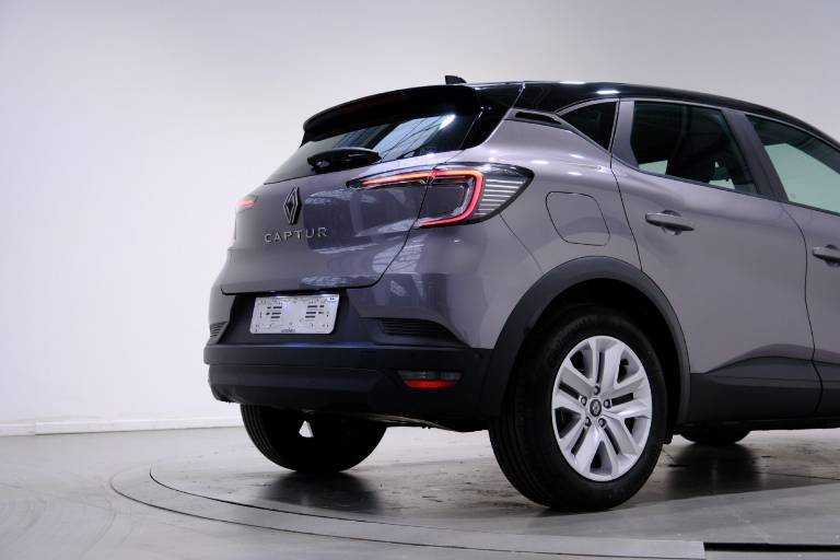 RENAULT Captur 13