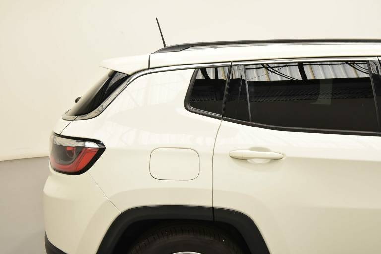 JEEP Compass 46