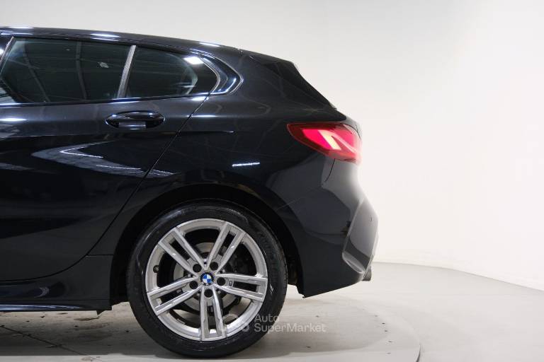 BMW Serie 1 44