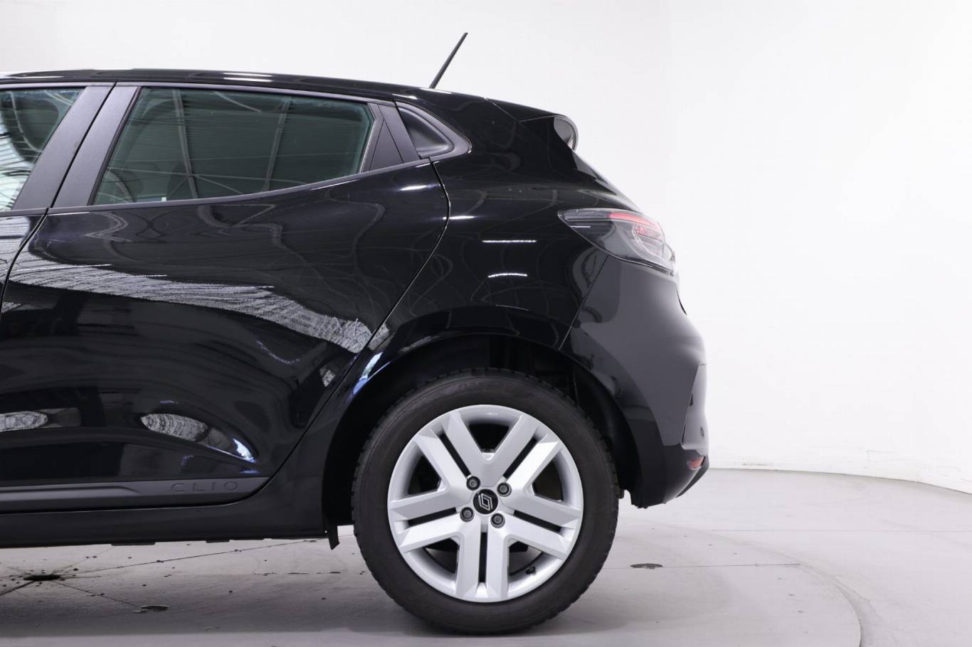 RENAULT Clio 34