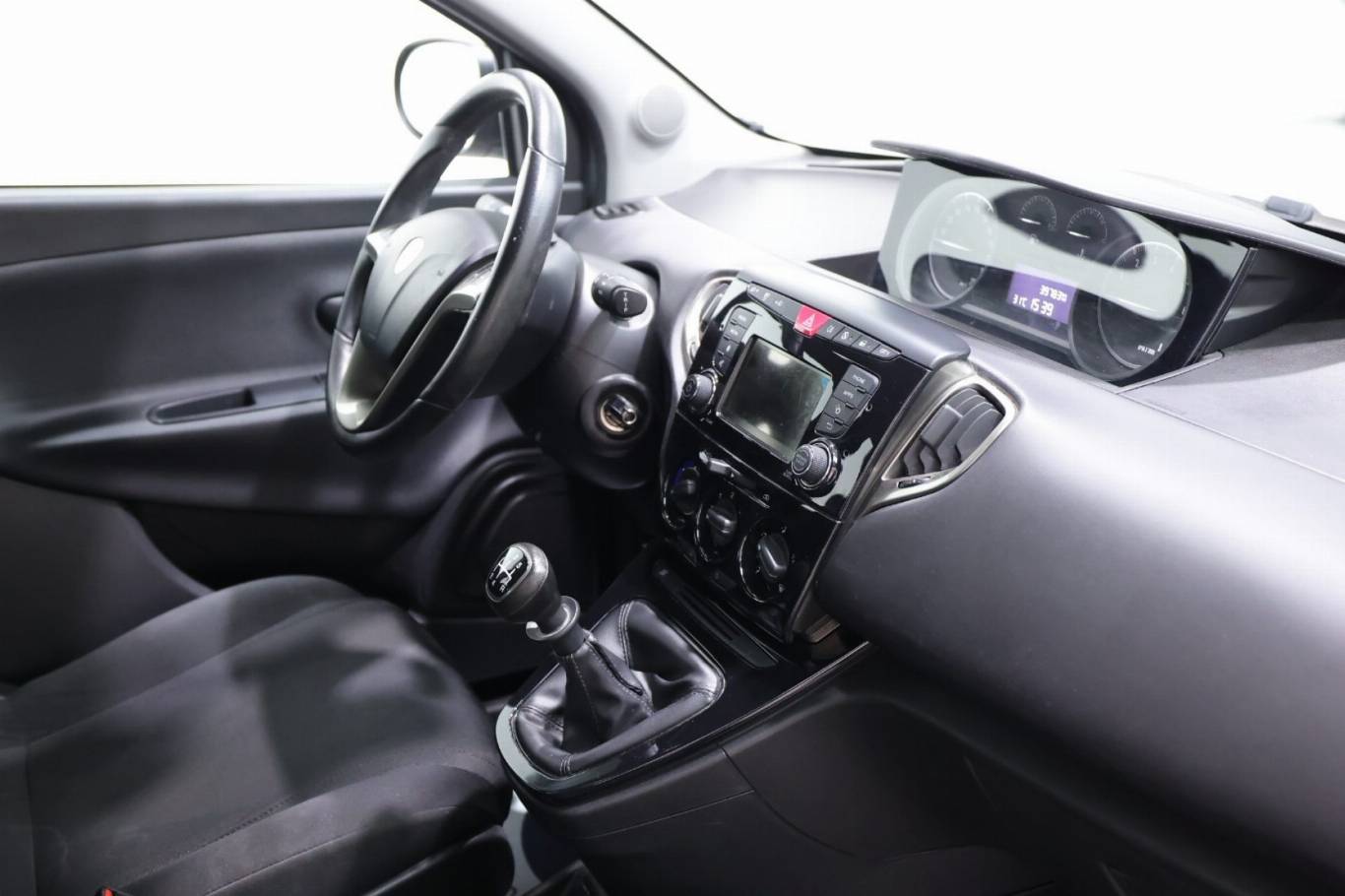 LANCIA Ypsilon 35