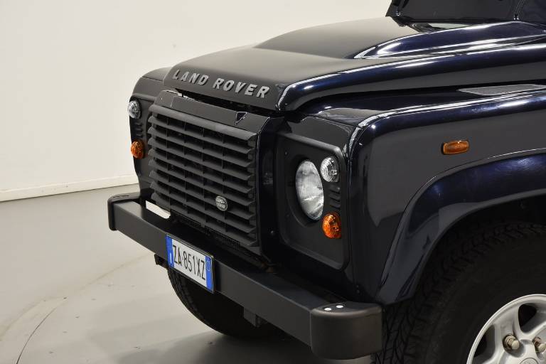 LAND ROVER Defender 47