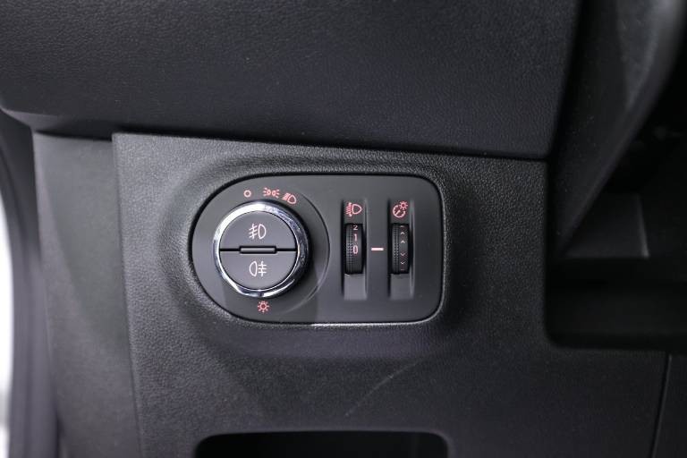 OPEL Corsa 25