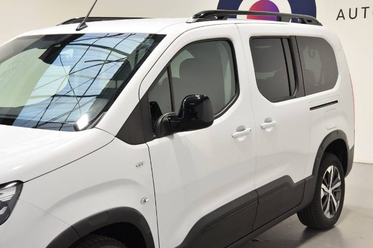PEUGEOT Rifter 45