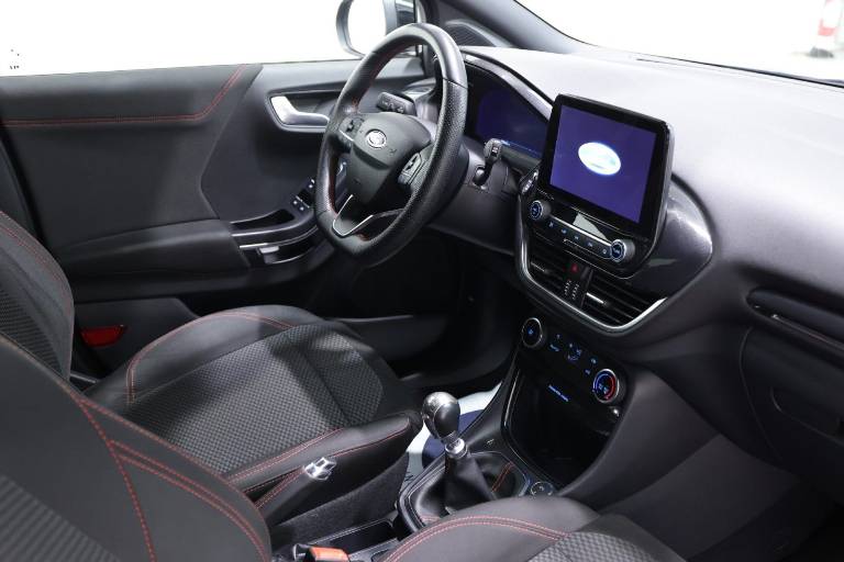 FORD Puma 40