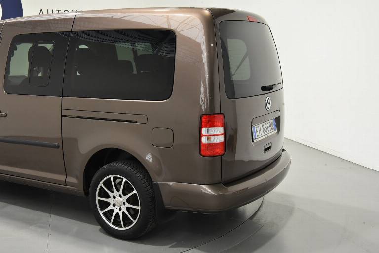 VOLKSWAGEN Caddy 18