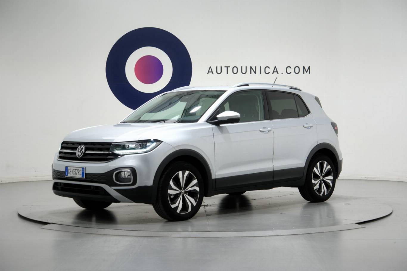 VOLKSWAGEN T-Cross 1