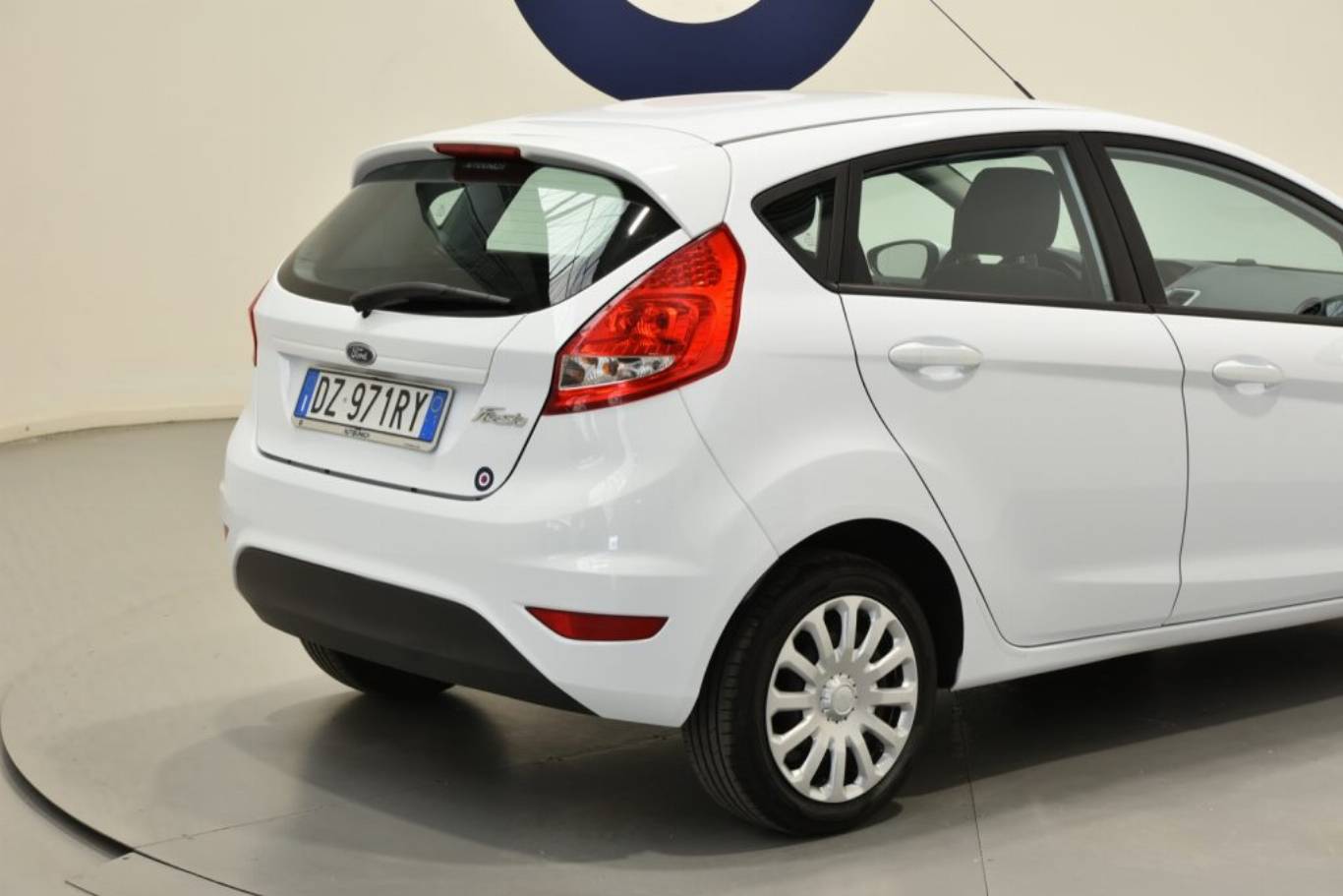 FORD Fiesta 18