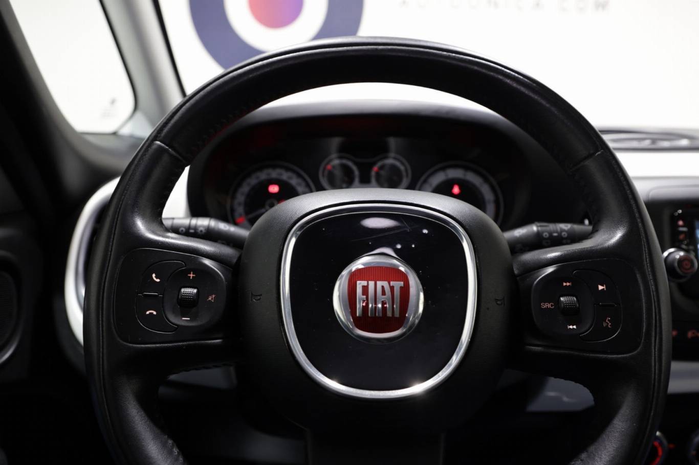FIAT 500L 8