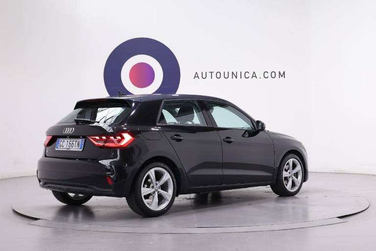 AUDI A1 14