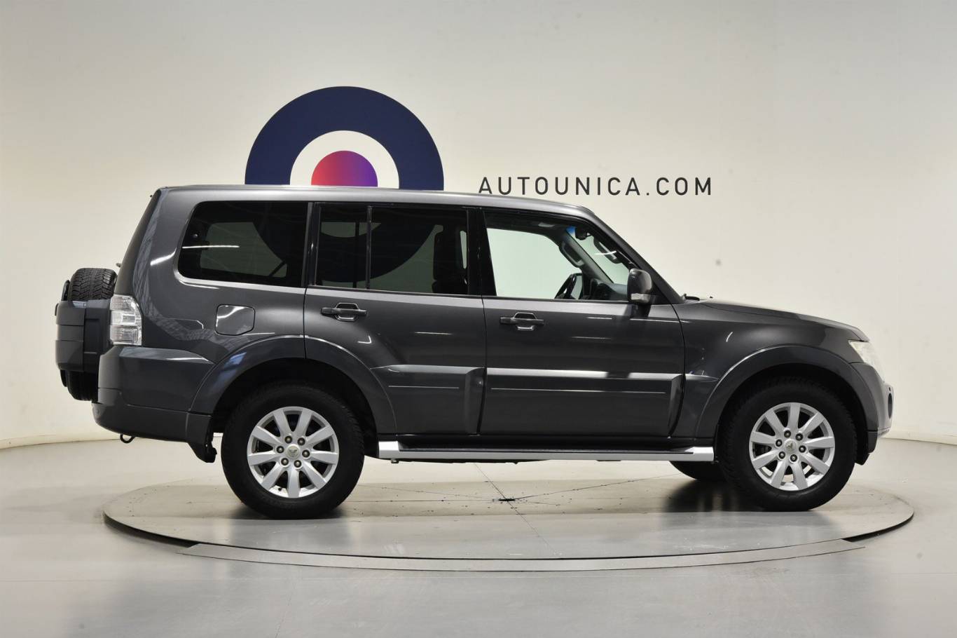 MITSUBISHI Pajero 11