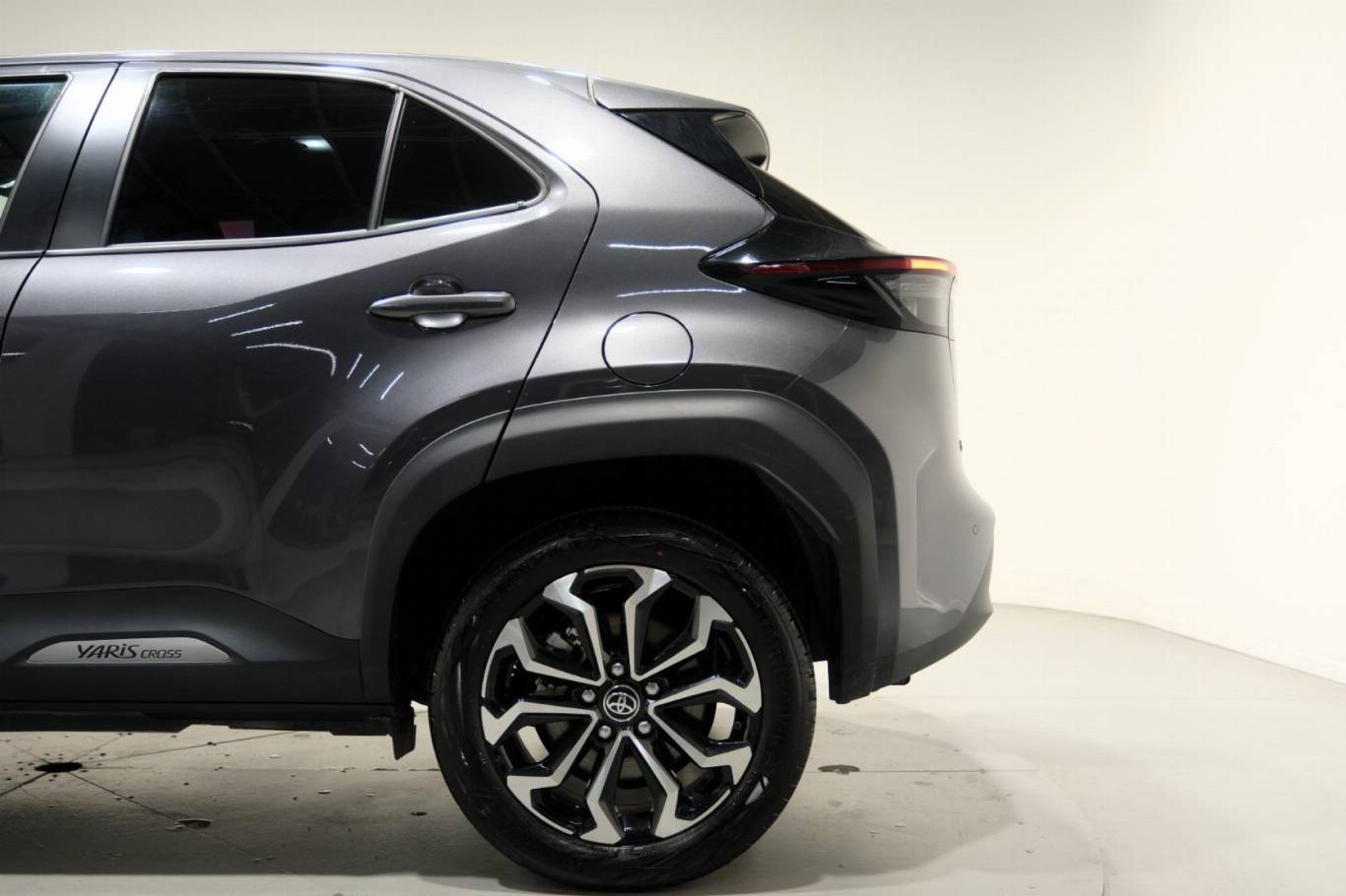 TOYOTA Yaris Cross 43