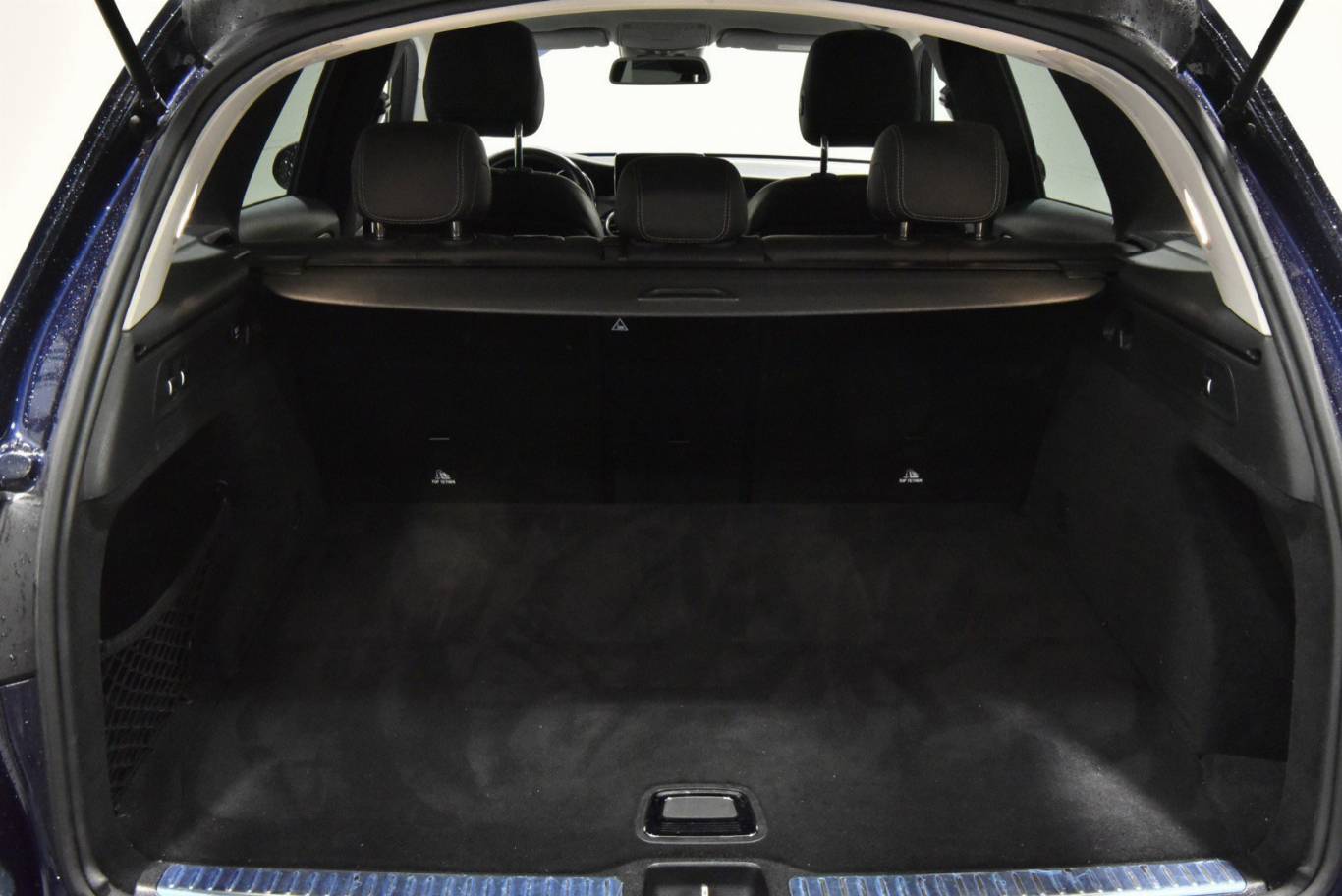 MERCEDES-BENZ GLC 220 13