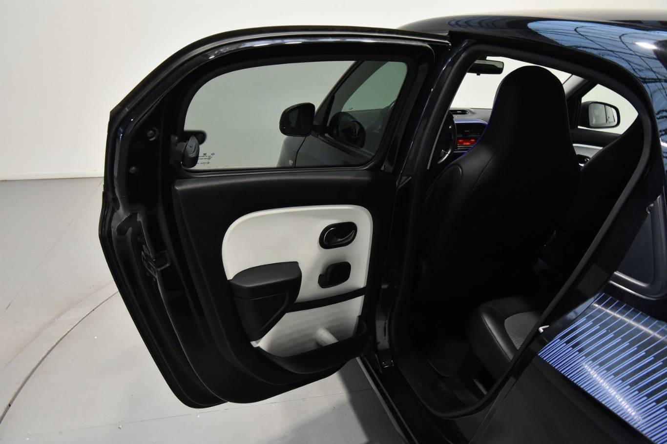 RENAULT Twingo 28