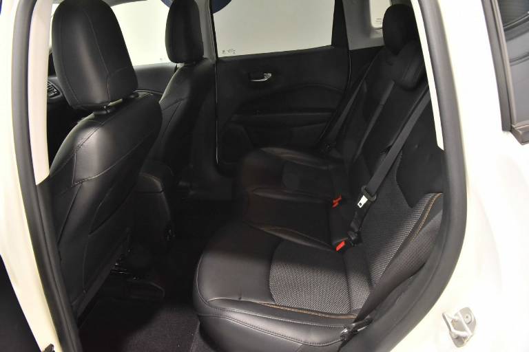 JEEP Compass 18