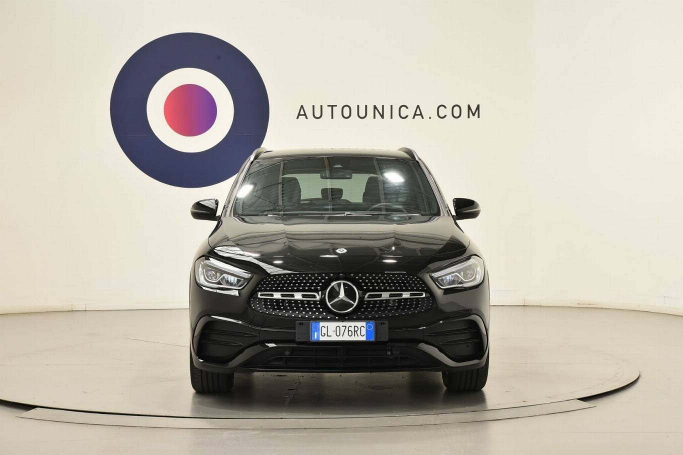 MERCEDES-BENZ GLA 200 2