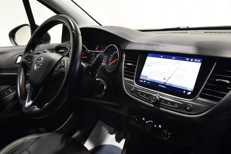 OPEL Crossland X 32
