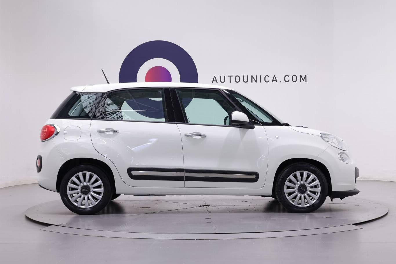 FIAT 500L 4