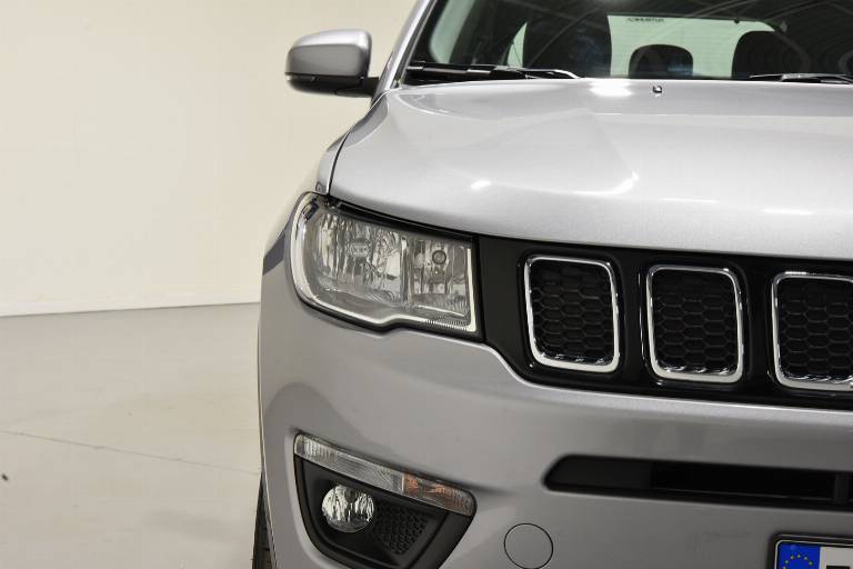 JEEP Compass 16
