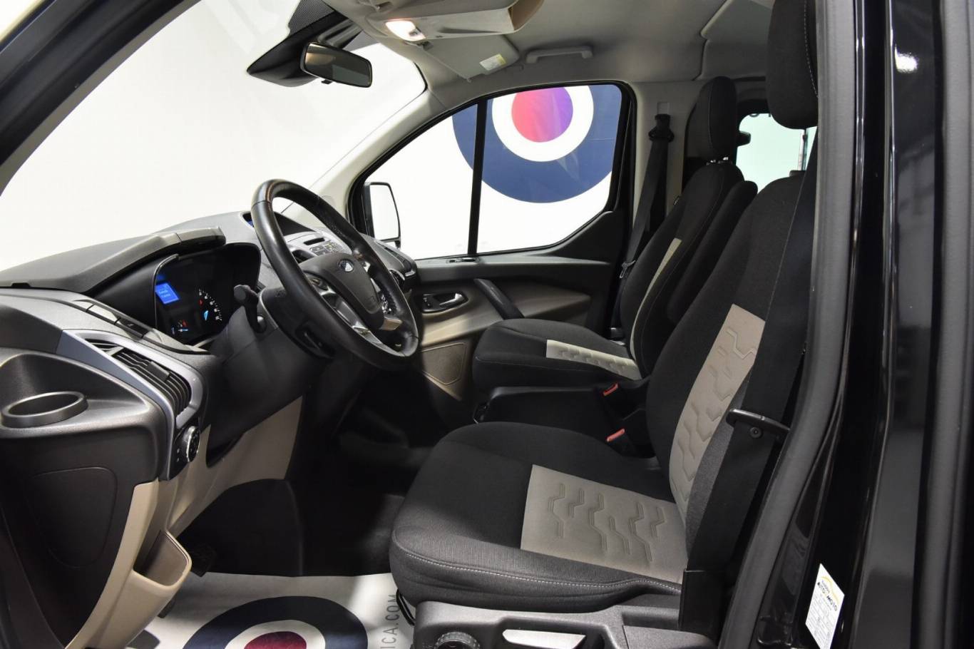 FORD Tourneo Custom 3