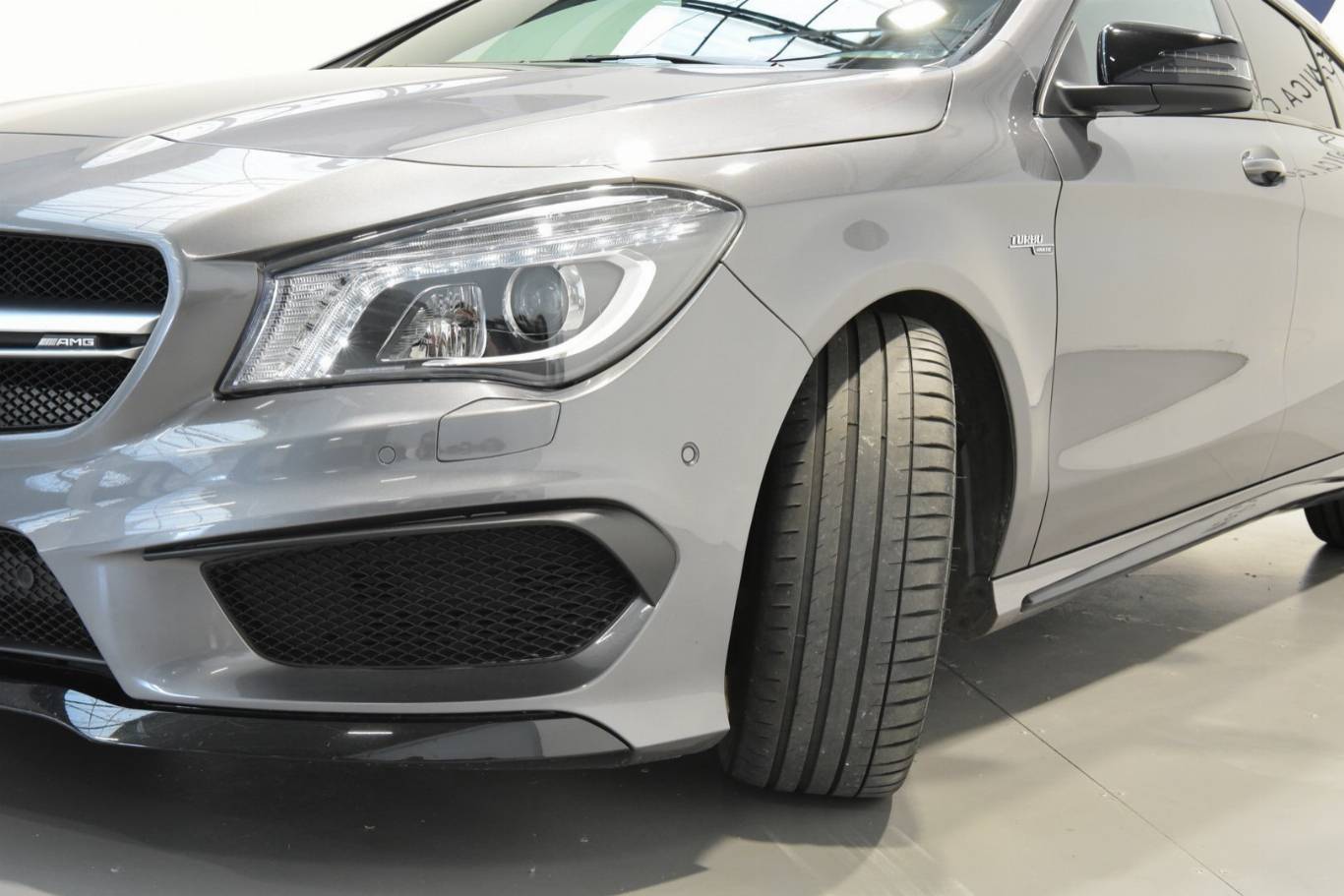 MERCEDES-BENZ CLA 45 AMG 64