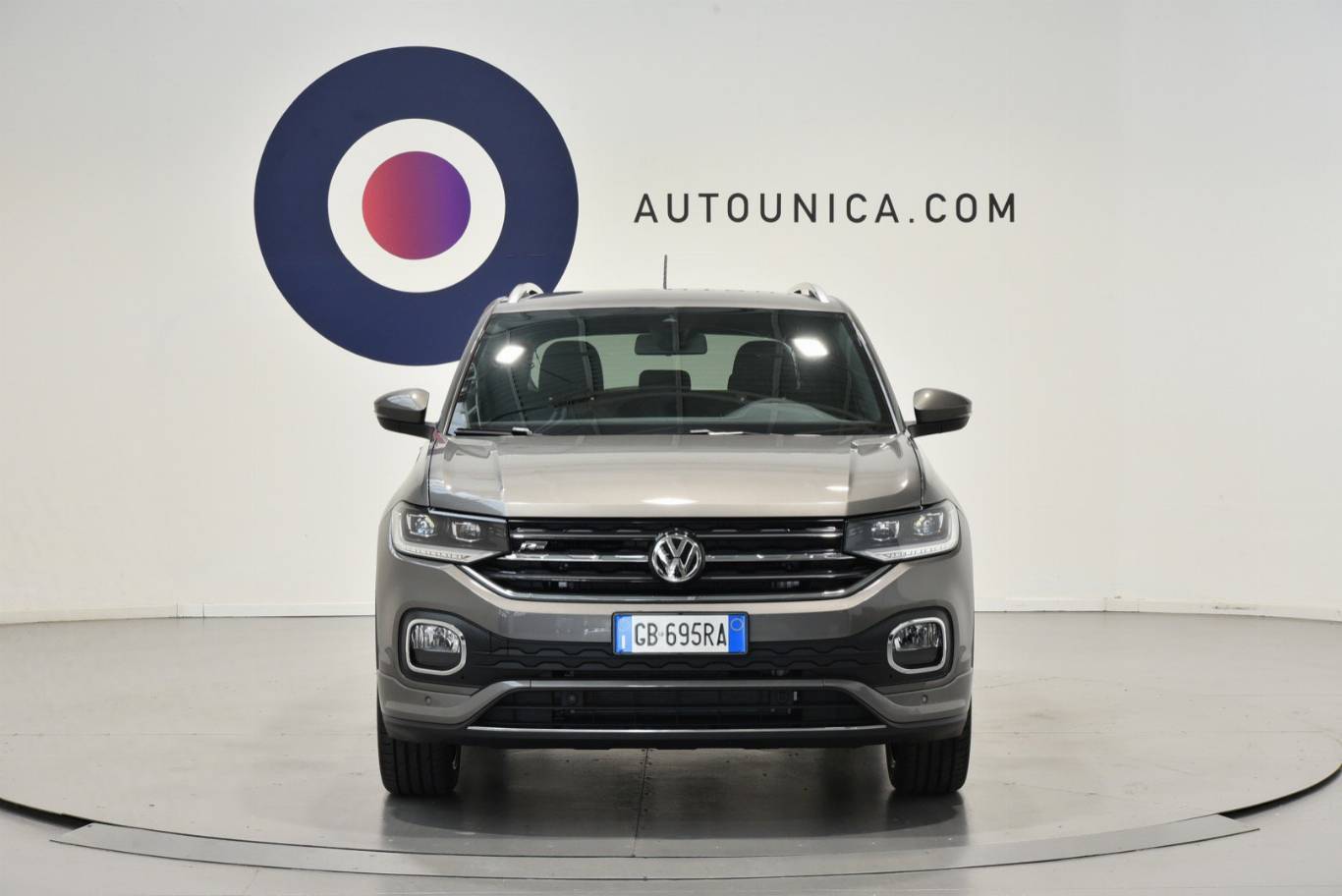VOLKSWAGEN T-Cross 5