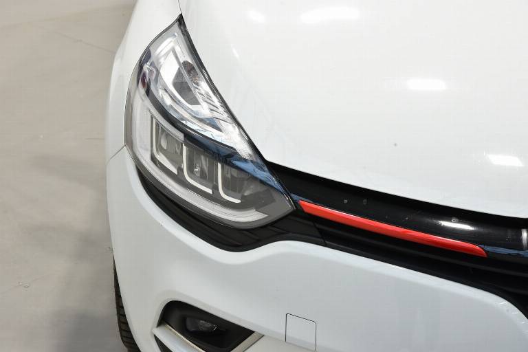 RENAULT Clio 17