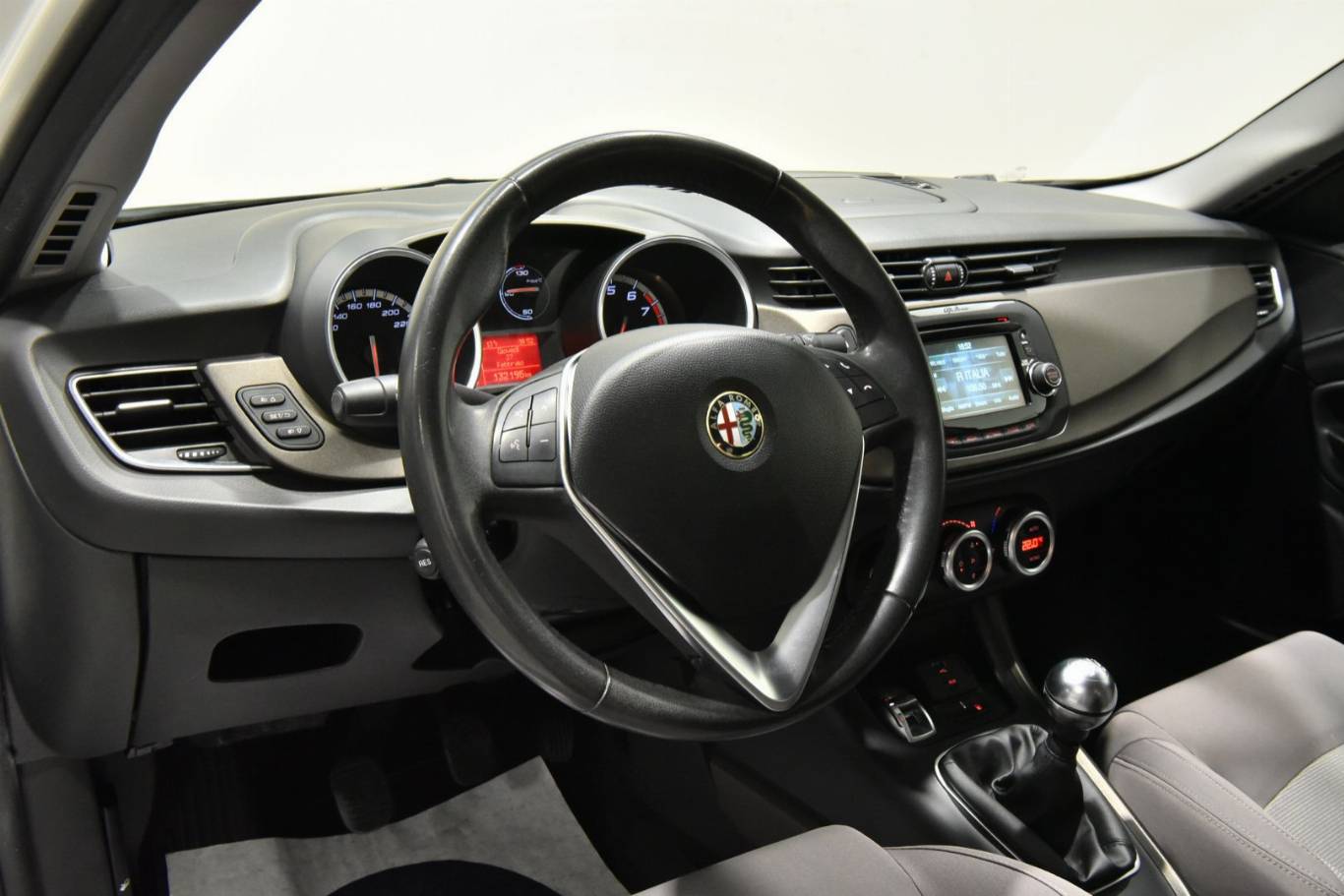 ALFA ROMEO Giulietta 3