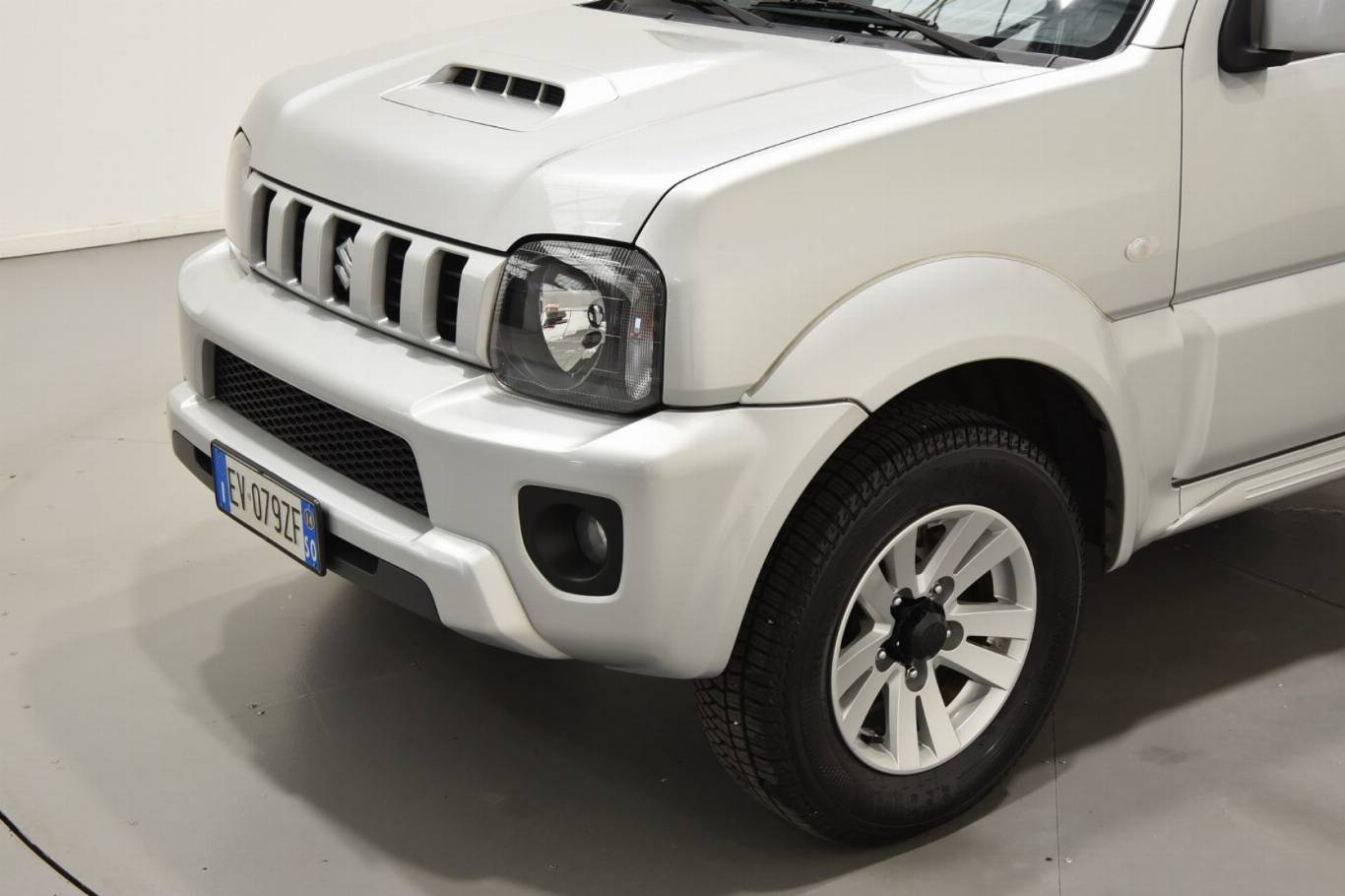 SUZUKI Jimny 38