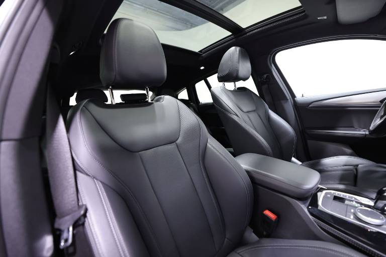 BMW X4 61