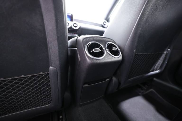 MERCEDES-BENZ A 180 41