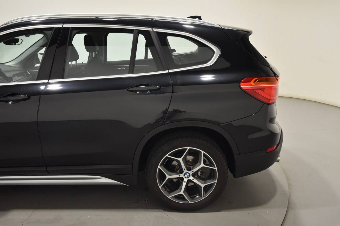 BMW X1 46