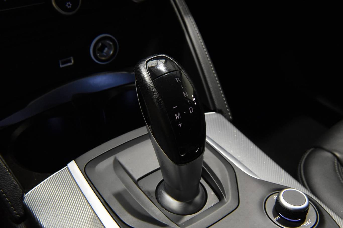 ALFA ROMEO Stelvio 23