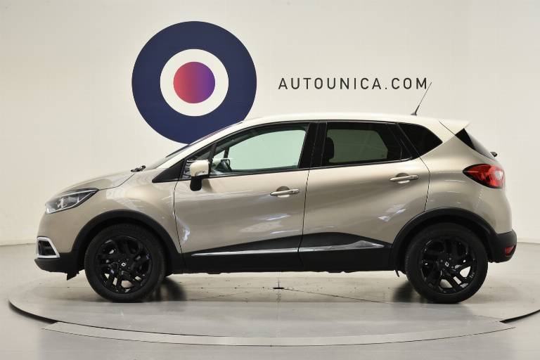 RENAULT Captur 32