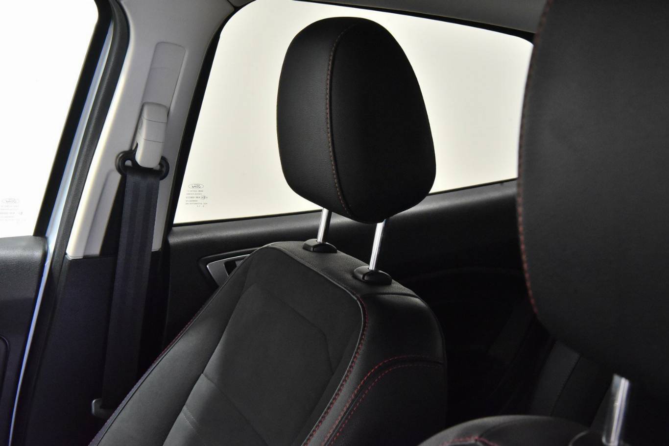 FORD EcoSport 15