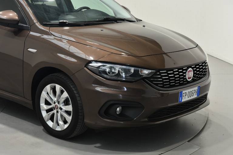 FIAT Tipo 16