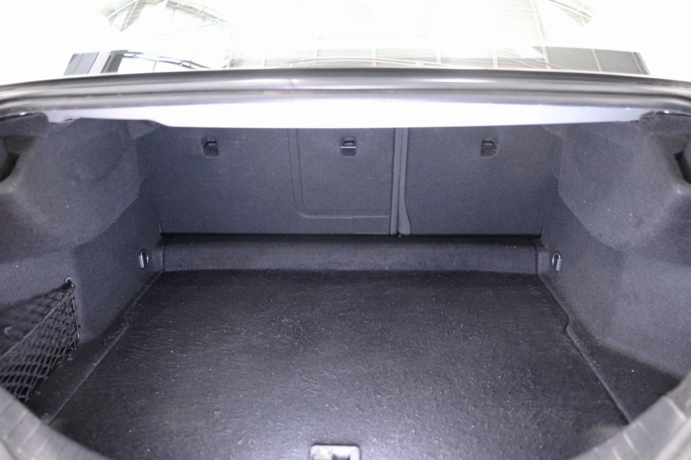 MERCEDES-BENZ CLA 220 62