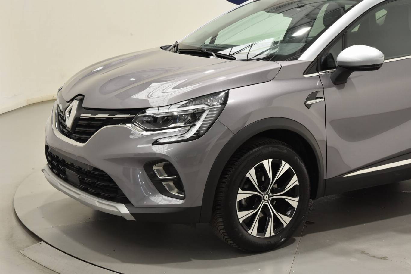 RENAULT Captur 19