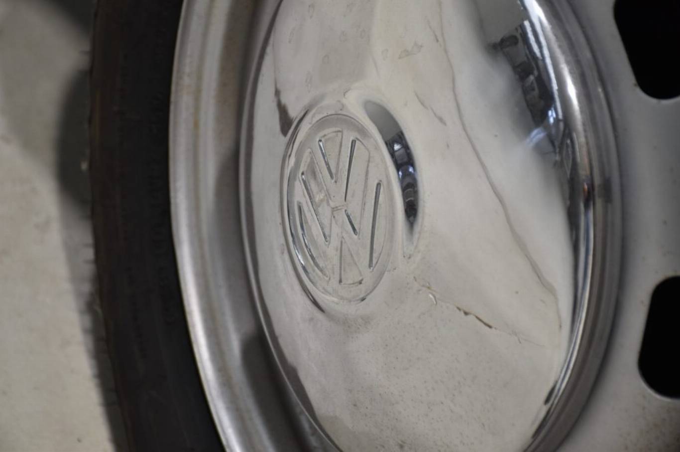 VOLKSWAGEN Maggiolino 100