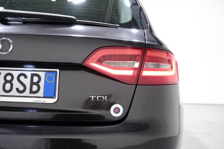 AUDI A4 50