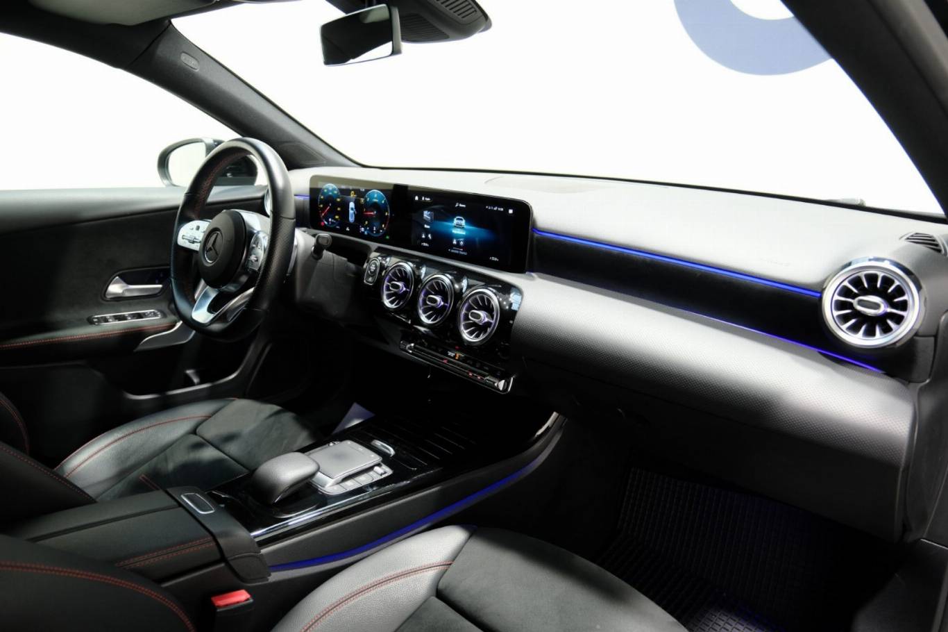 MERCEDES-BENZ A 200 56