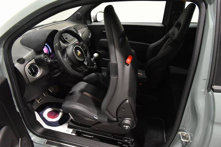 ABARTH 695 40