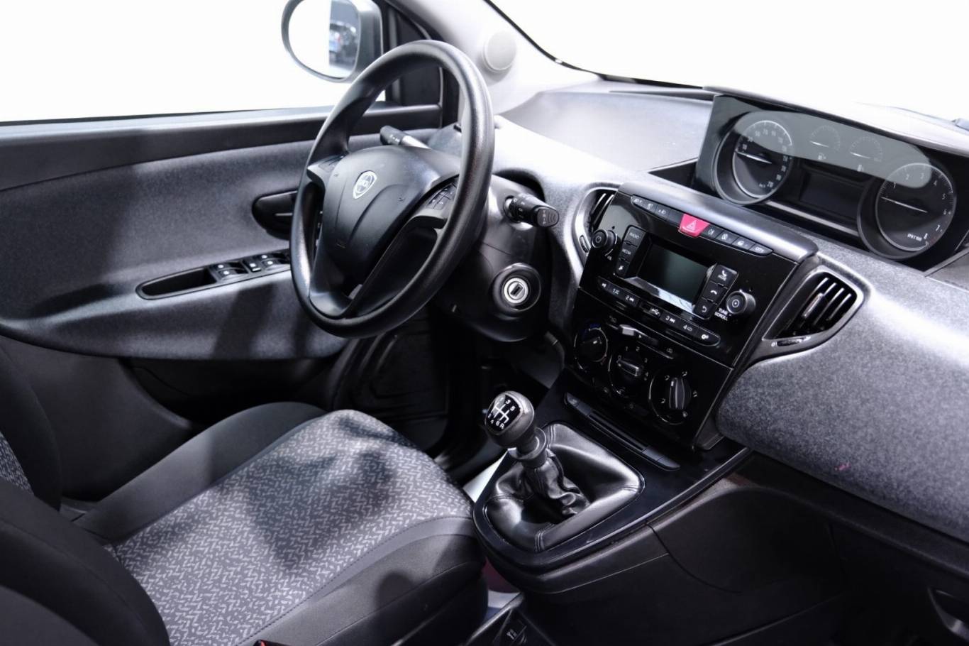 LANCIA Ypsilon 55