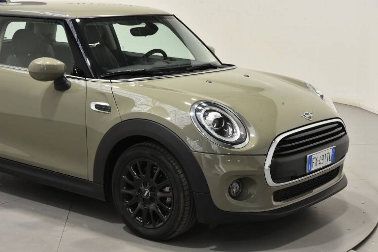 MINI One 16