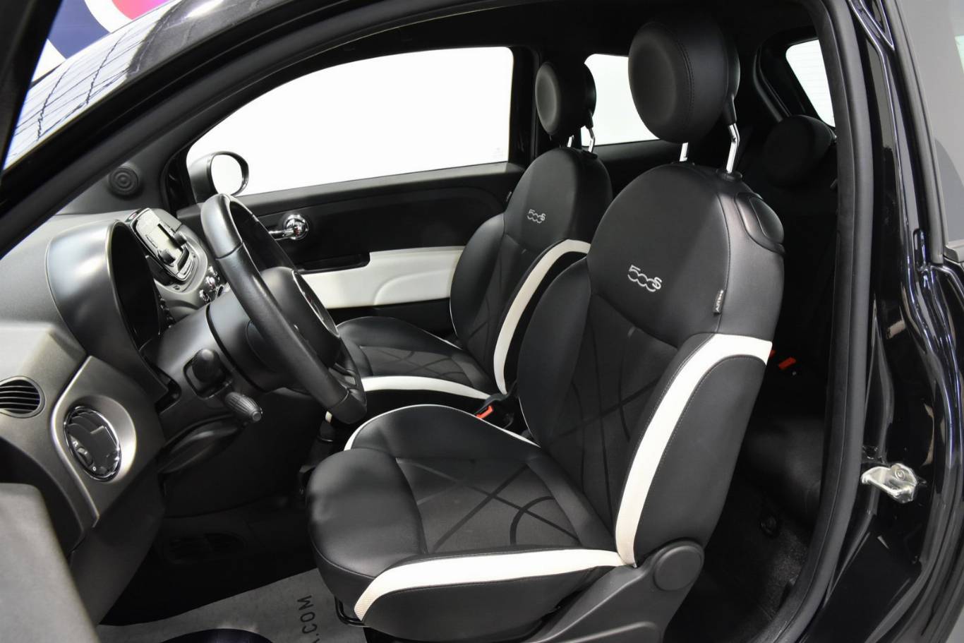 FIAT 500 4
