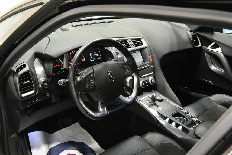 DS AUTOMOBILES DS 5 3