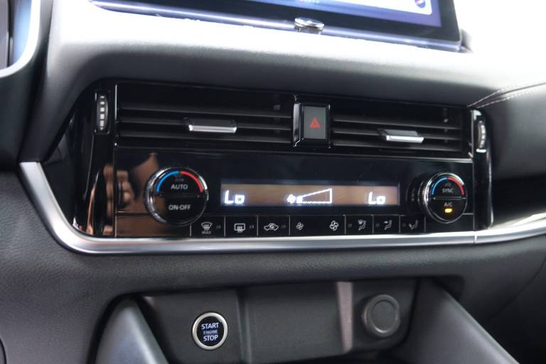 NISSAN Qashqai 28